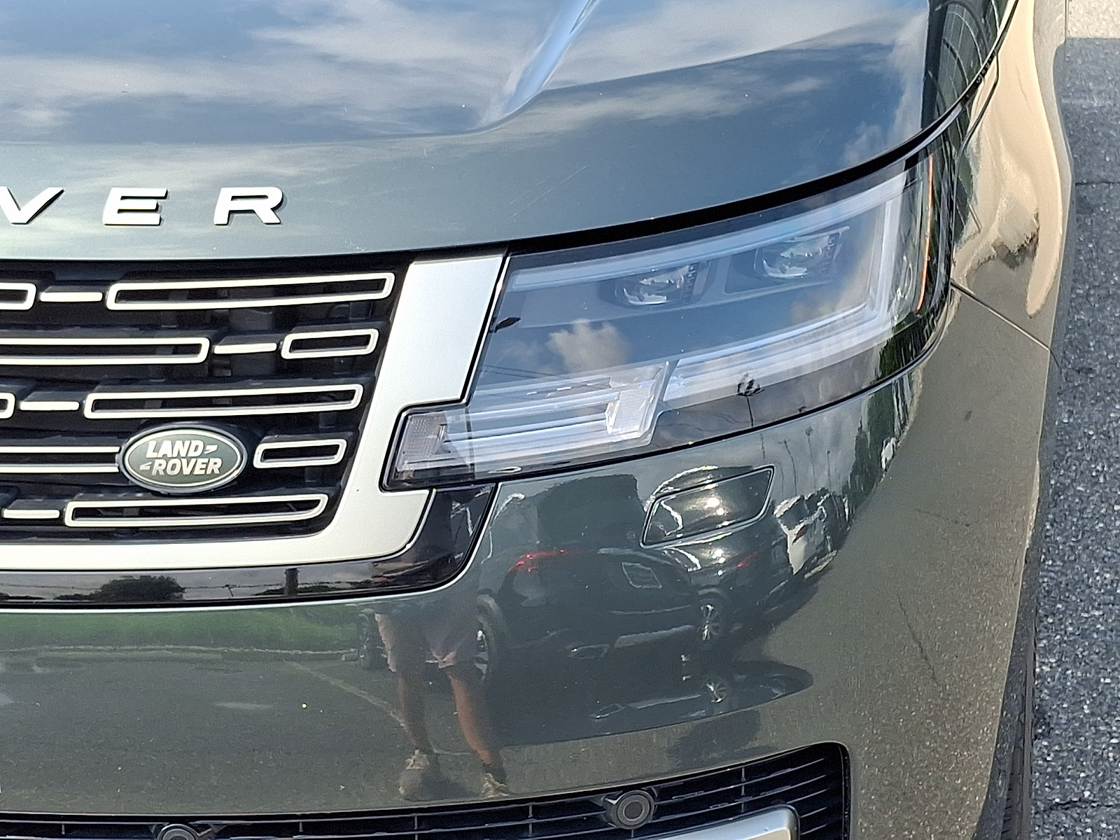 Used 2023 Land Rover Range Rover SE AWD/4WD image 9