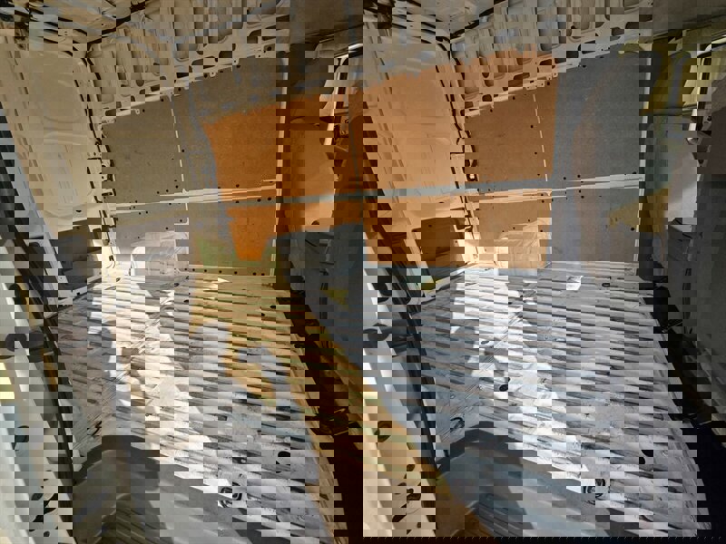 Used 2019 Nissan NV 2500 SV image 26