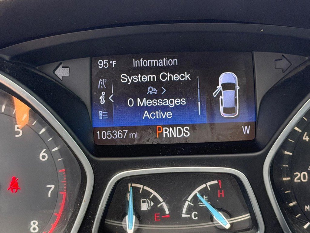 Used 2015 Ford Focus Titanium FWD image 20
