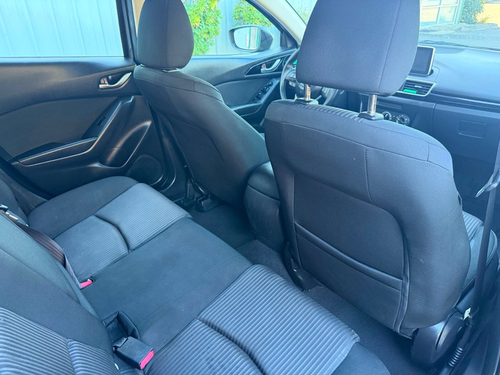 Used 2015 MAZDA MAZDA3 i Touring FWD image 14