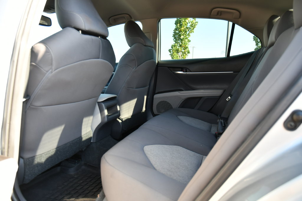 Used 2021 Toyota Camry LE w/ Convenience Package FWD image 25