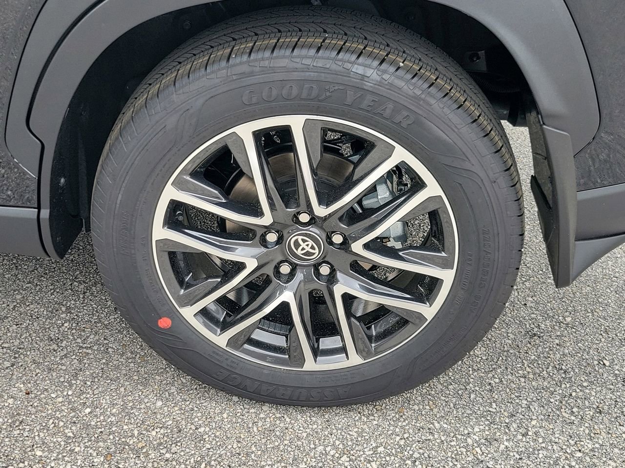 New 2026 Toyota Corolla Cross XLE image 5