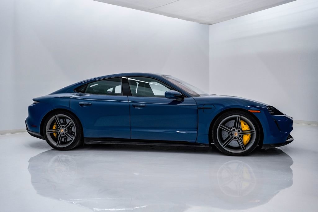 Certified 2021 Porsche Taycan Turbo S image 9