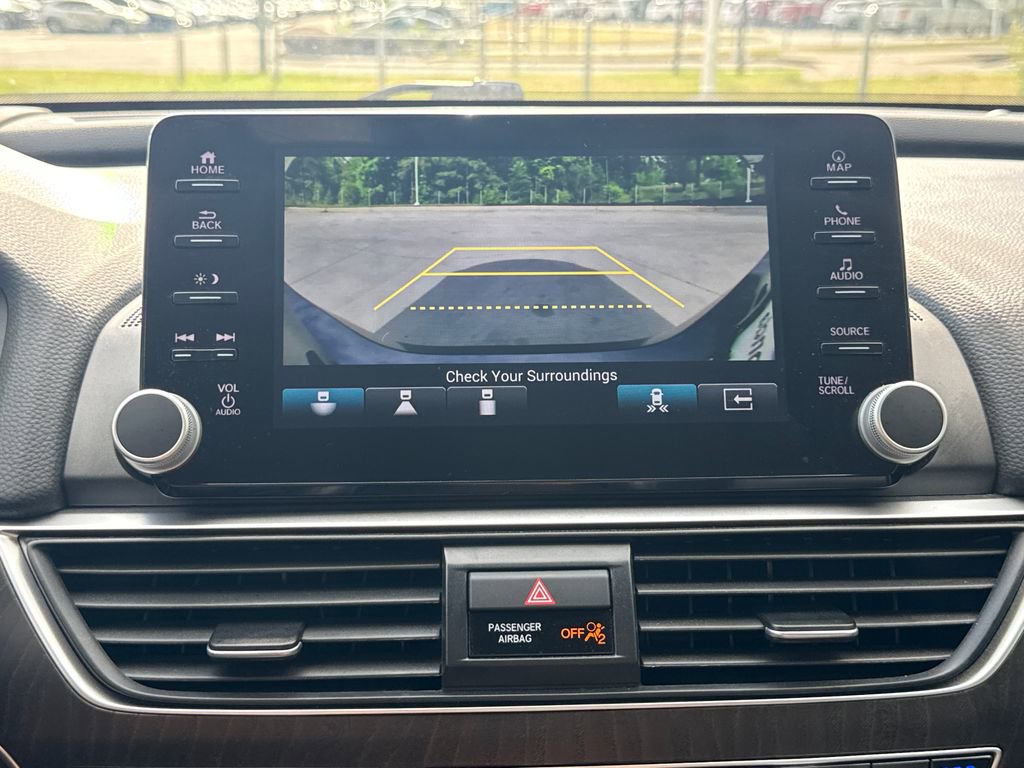 Used 2020 Honda Accord Touring image 25