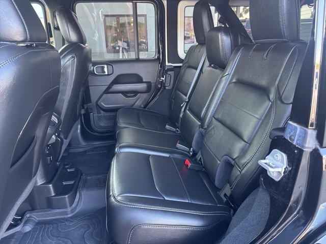 Certified 2022 Jeep Wrangler Unlimited Sahara w/ Cold Weather Group image 27