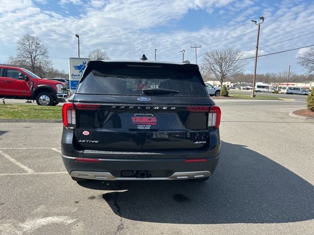 Used 2025 Ford Explorer Active w/ Active Comfort Package AWD/4WD image 6