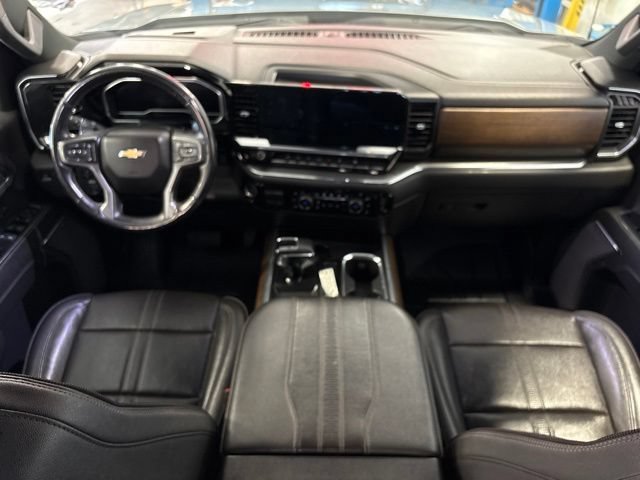 Used 2023 Chevrolet Silverado 1500 High Country w/ LPO, Dark Essentials Package AWD/4WD image 12