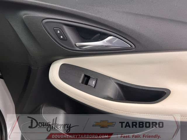 Used 2021 Buick Encore GX Essence w/ Advanced Technology Package FWD image 40