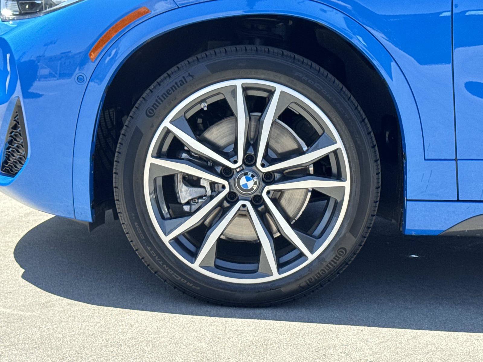 Used 2023 BMW X2 sDrive28i w/ M Sport Package FWD image 6