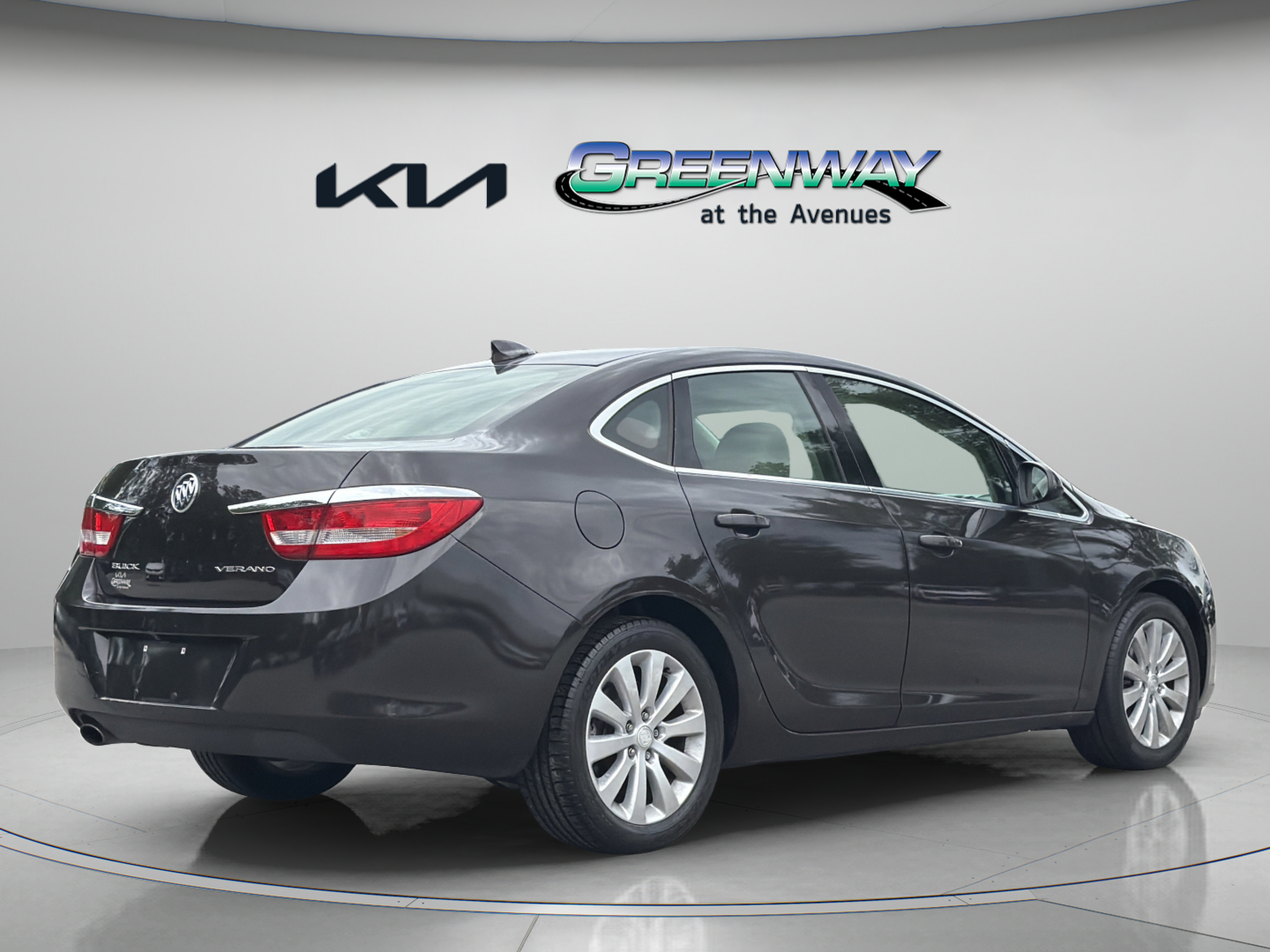 Used 2016 Buick Verano FWD image 6