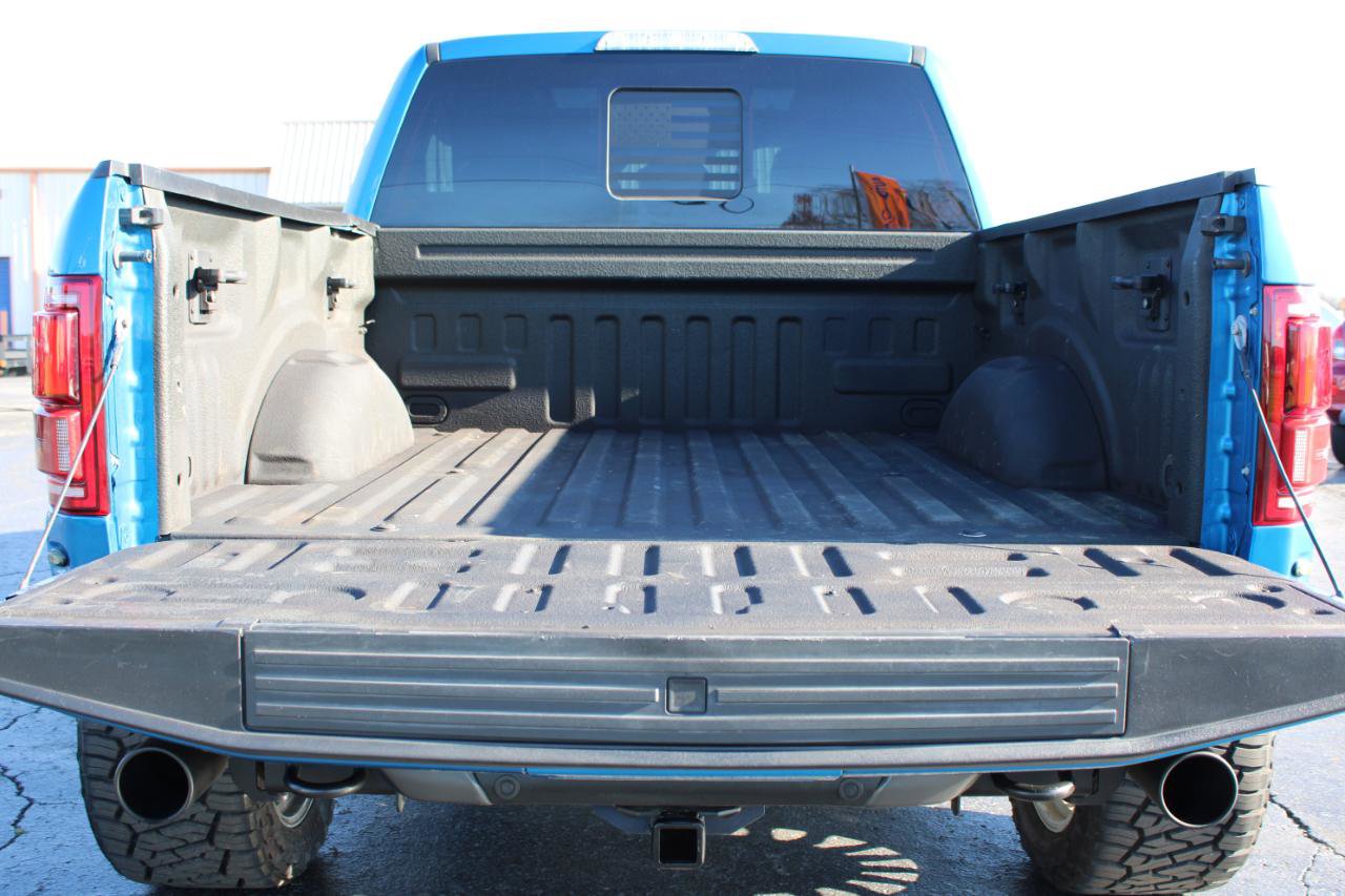 Used 2019 Ford F150 Raptor w/ Equipment Group 802A Luxury image 9