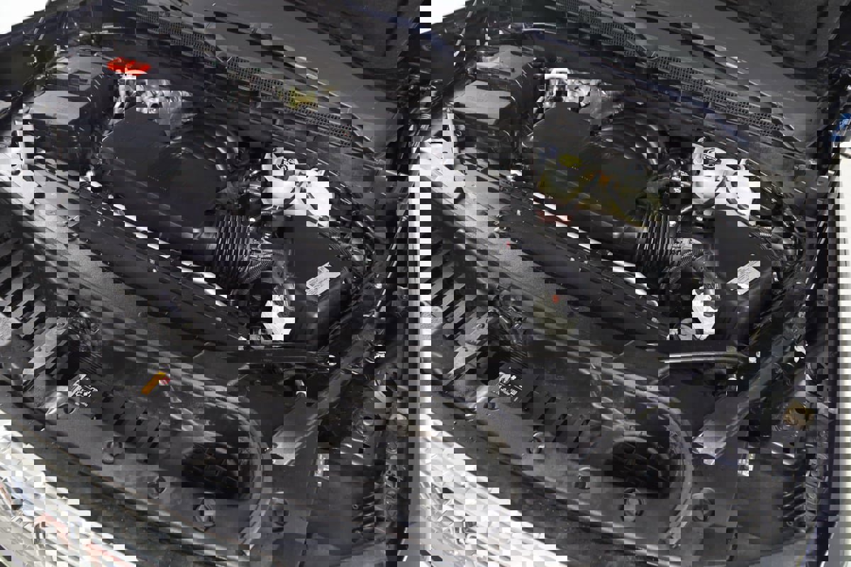 Used 2021 GMC Yukon Denali w/ Denali Premium Package image 23