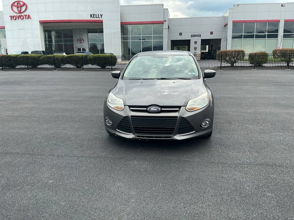 Used 2012 Ford Focus SE w/ Interior Protection Pkg FWD image 3