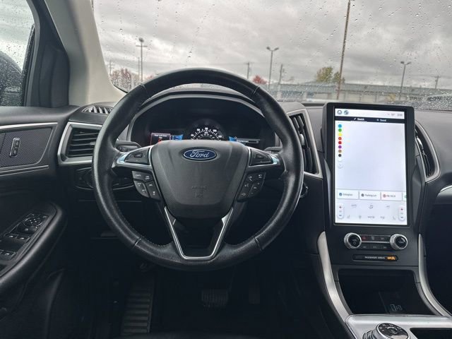 Used 2022 Ford Edge SEL image 18