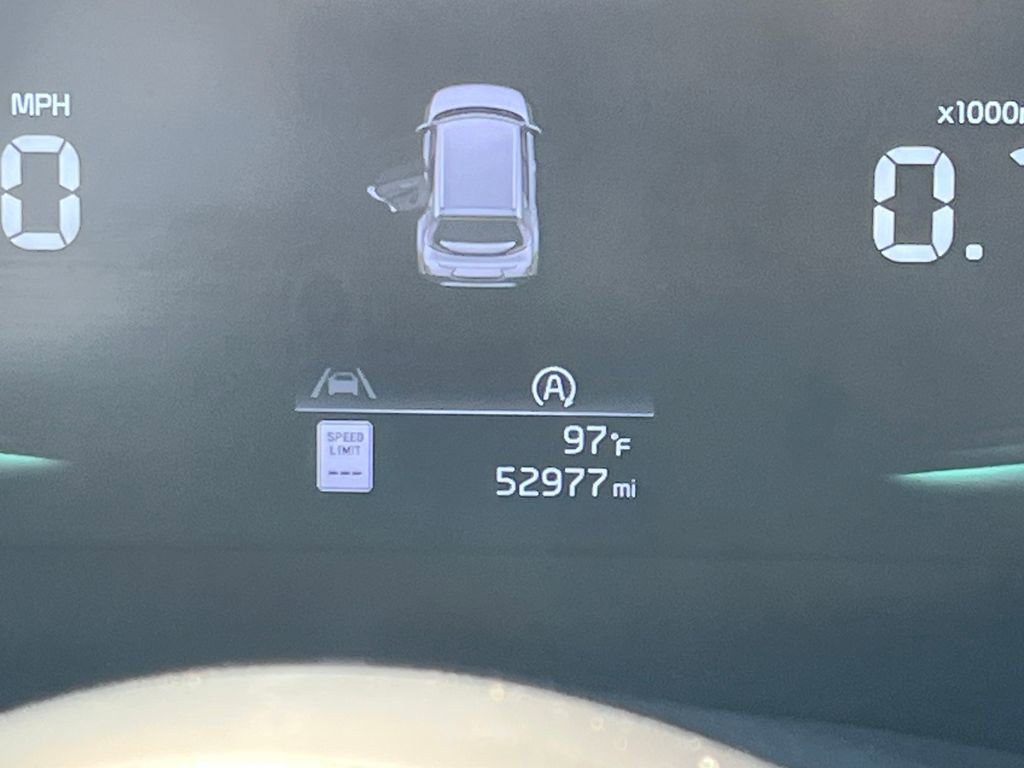 Used 2023 Kia Soul LX image 20