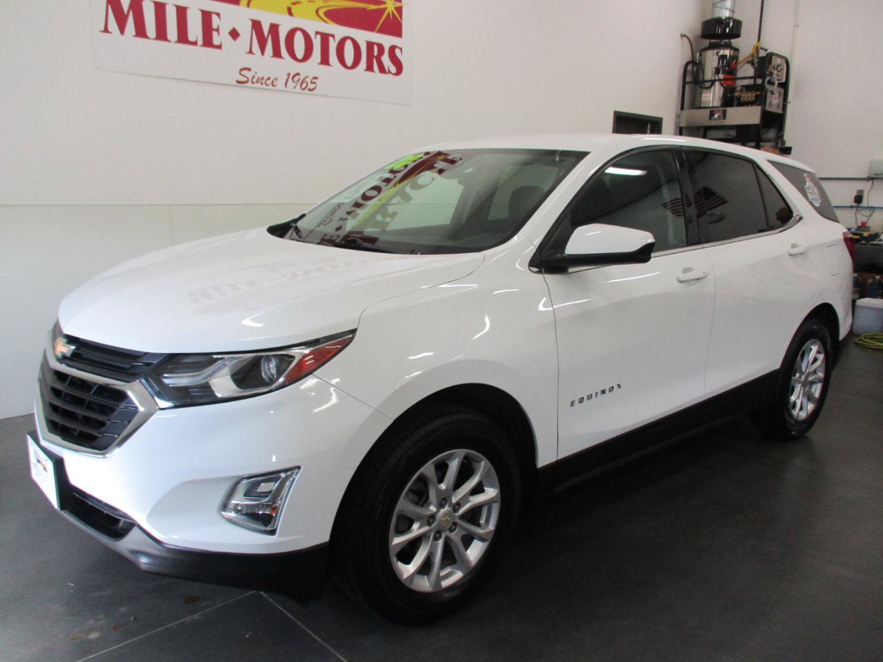 Used 2020 Chevrolet Equinox LT image 3