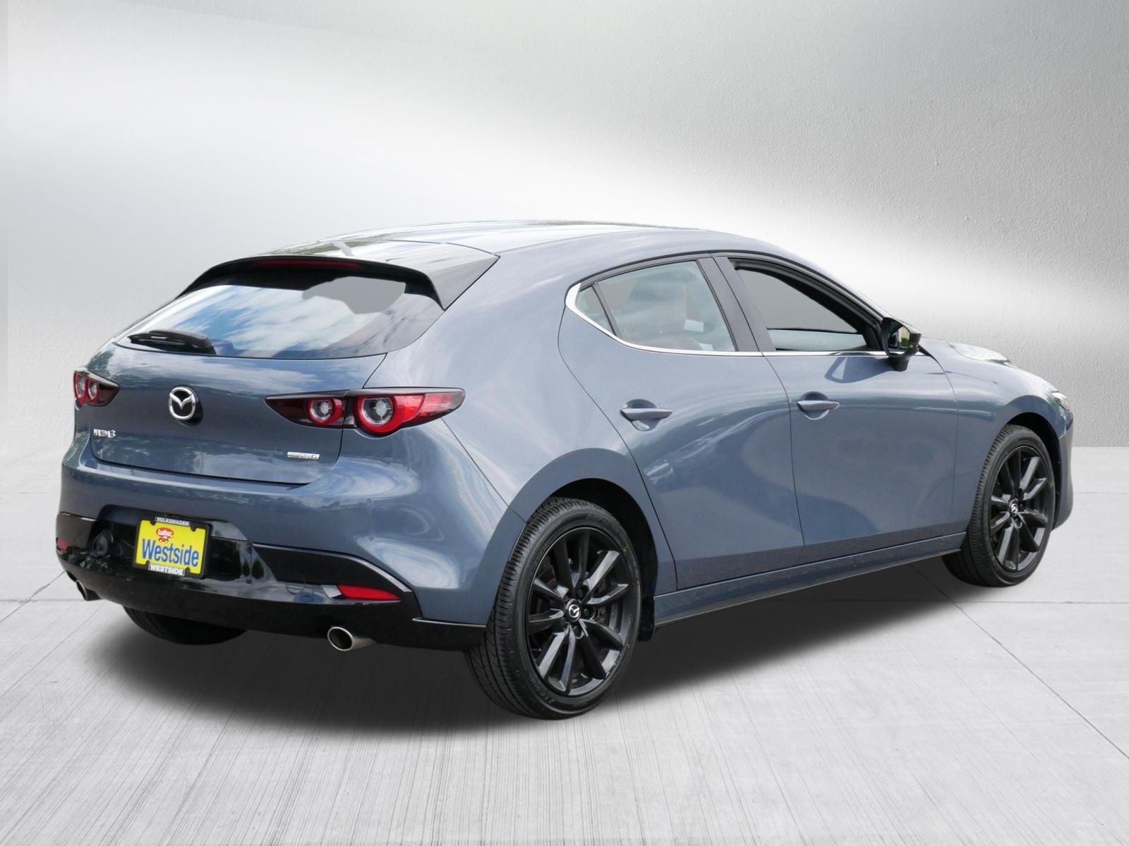 Used 2023 MAZDA MAZDA3 s FWD image 7