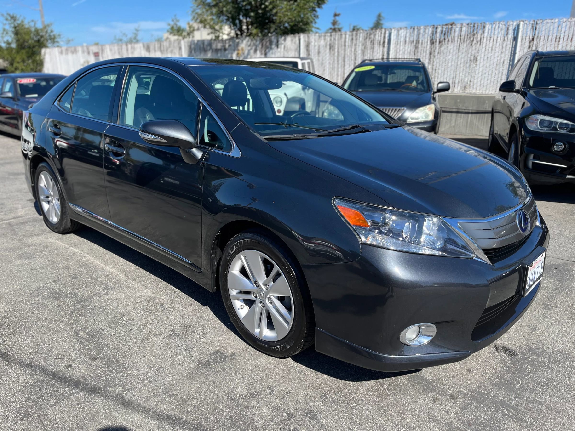 Used 2010 Lexus HS 250h Premium image 1