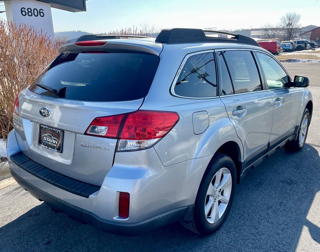 Used 2013 Subaru Outback 2.5i Premium image 7