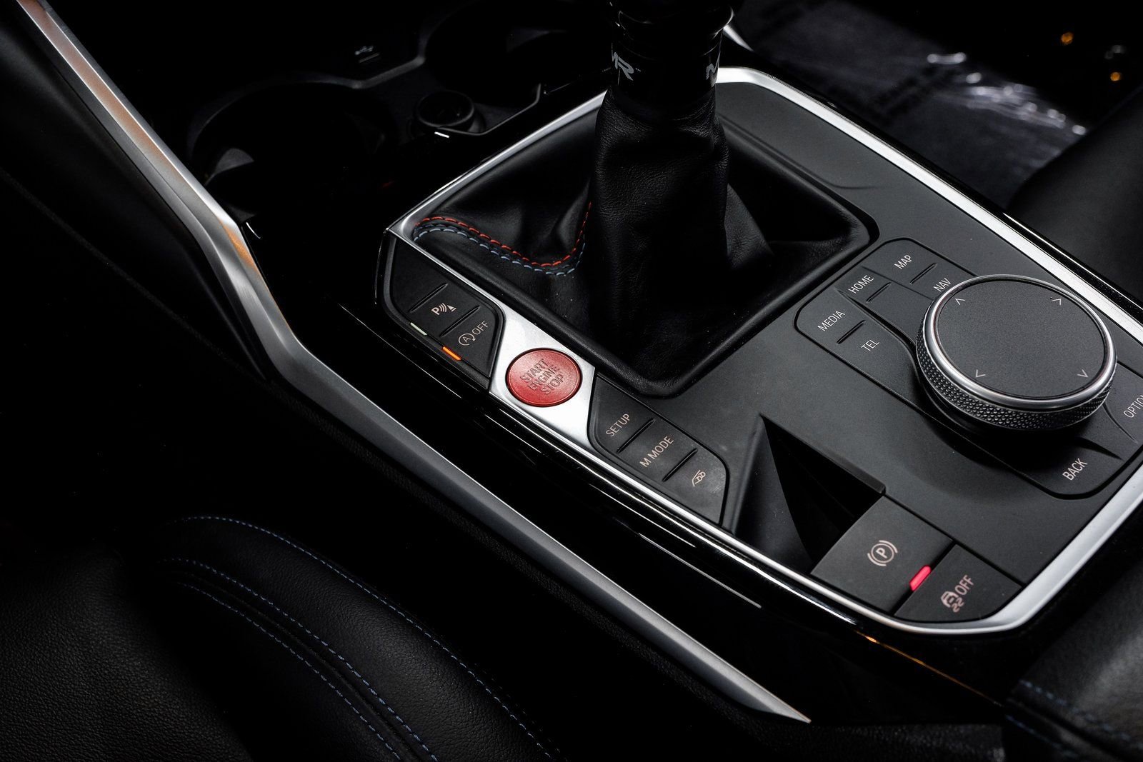 Used 2023 BMW M2 w/ Lighting Package image 33