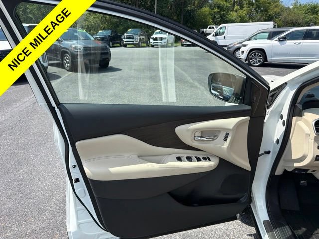 Used 2023 Nissan Murano Platinum w/ Cargo Package AWD/4WD image 23