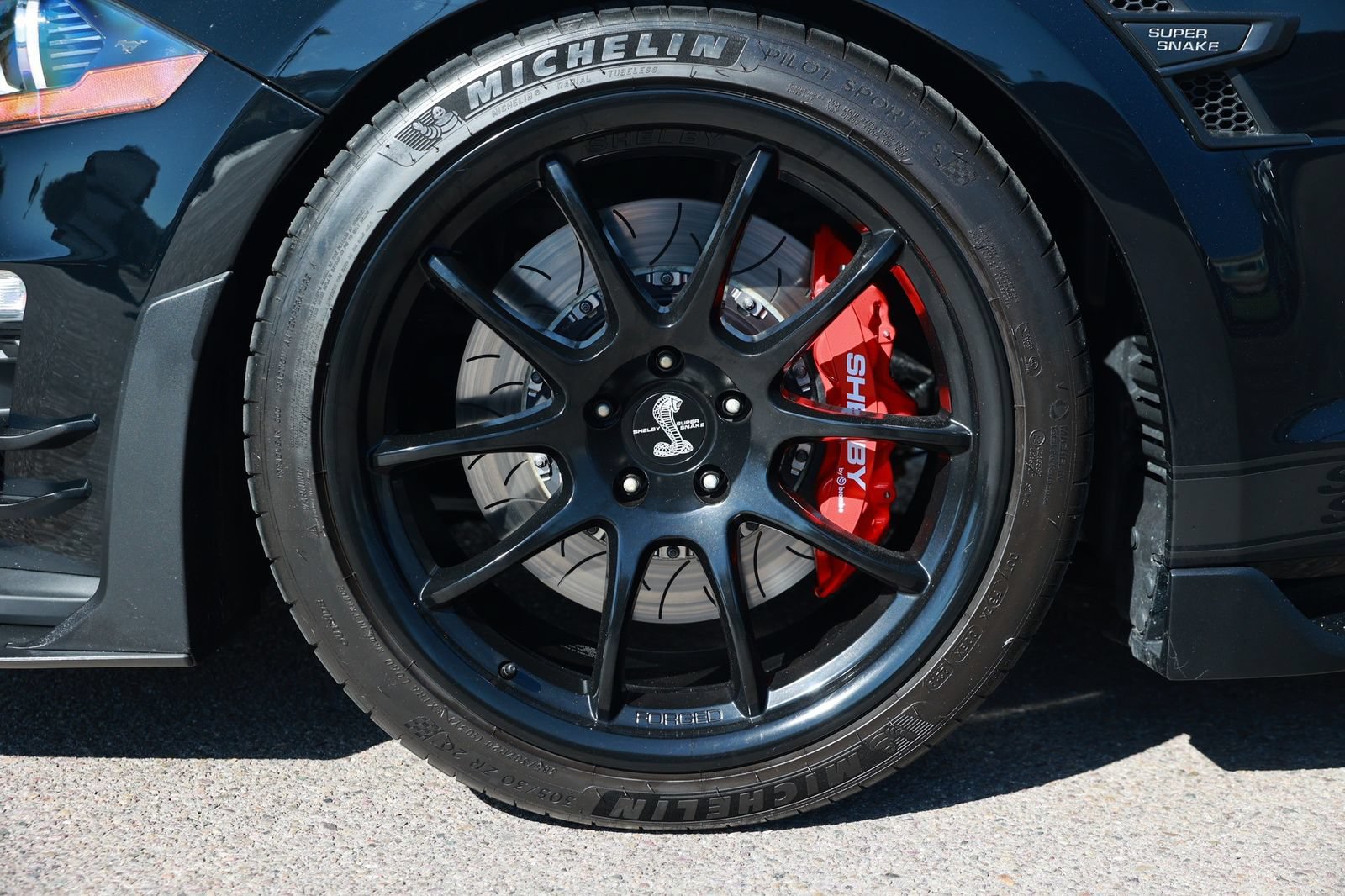 Used 2021 Ford Mustang GT Premium w/ GT Performance Package RWD image 14