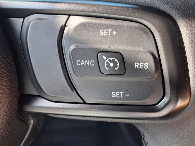 Used 2023 Jeep Wrangler Unlimited w/ Cold Weather Group AWD/4WD image 12