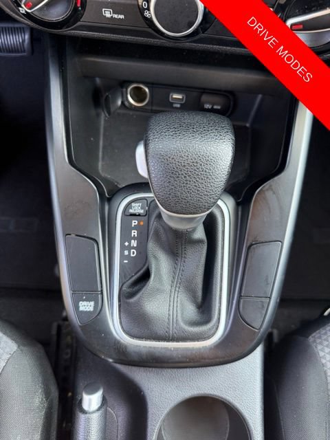 Used 2024 Kia Soul LX w/ Option Group 015 FWD image 11