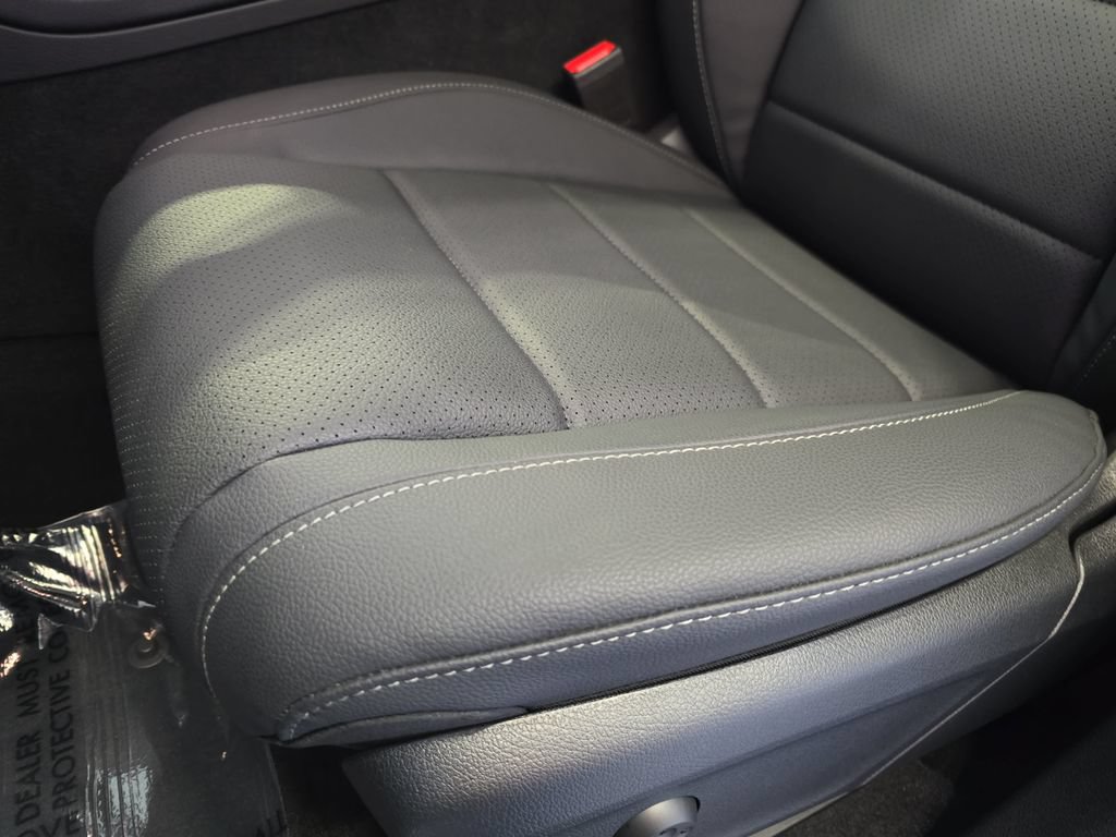 Certified 2026 Mercedes-Benz GLE 350 4MATIC image 31