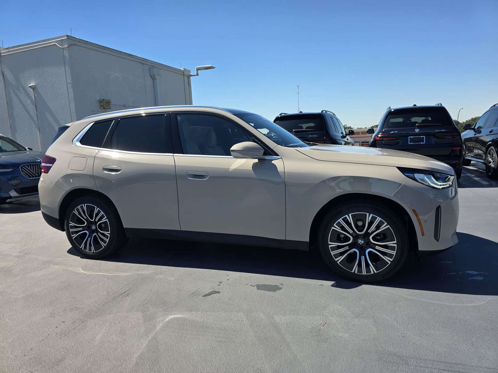 New 2026 BMW X3 xDrive30i w/ Convenience Package AWD/4WD image 8
