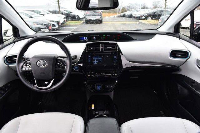 Used 2019 Toyota Prius XLE image 8