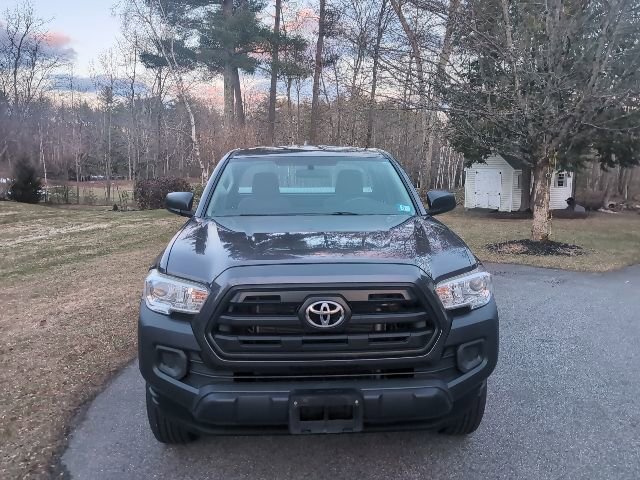 Used 2016 Toyota Tacoma SR image 9