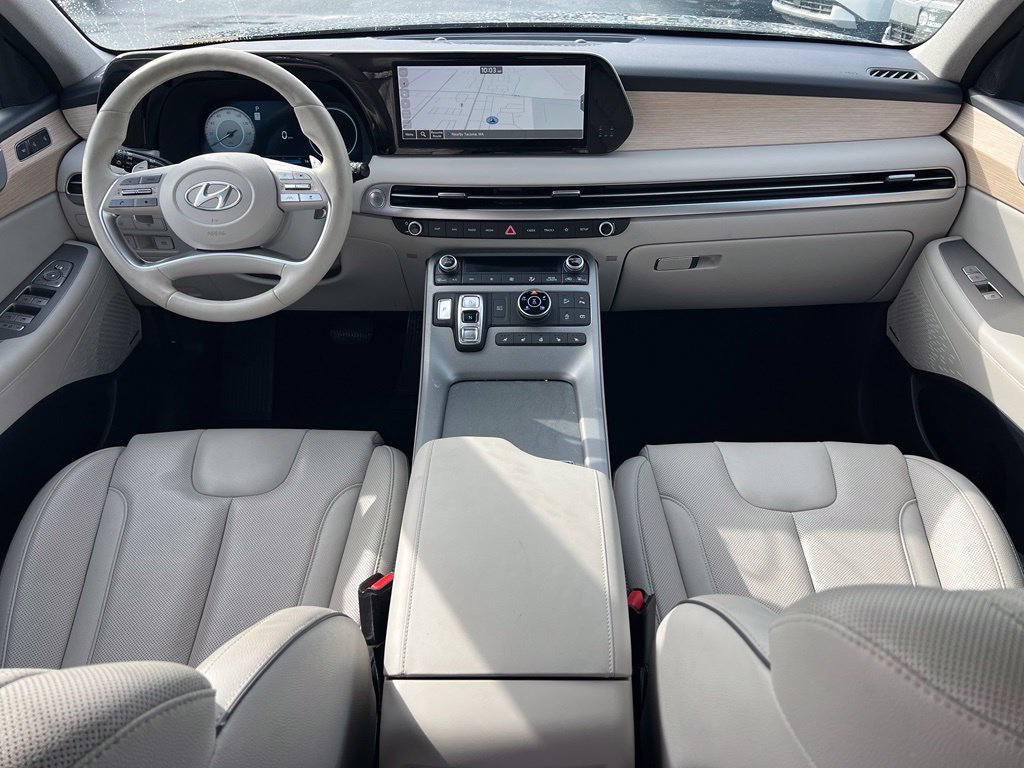 Used 2023 Hyundai Palisade Limited AWD/4WD image 14