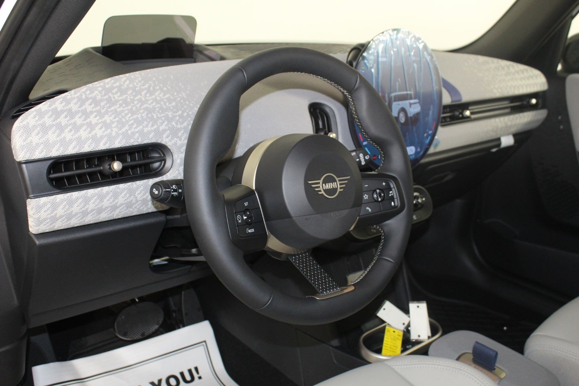 Certified 2025 MINI Cooper S image 4