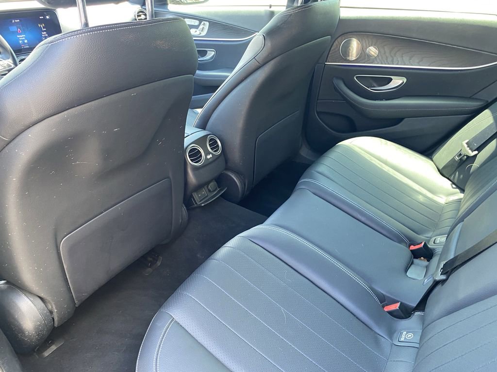 Certified 2023 Mercedes-Benz E 350 4MATIC Sedan w/ Premium Package image 5