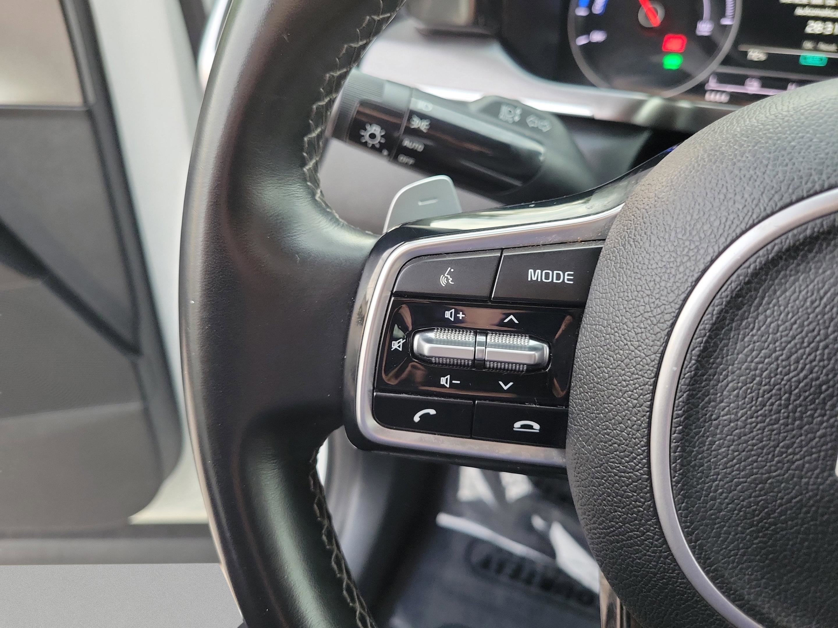 Used 2022 Kia Sorento S FWD image 13