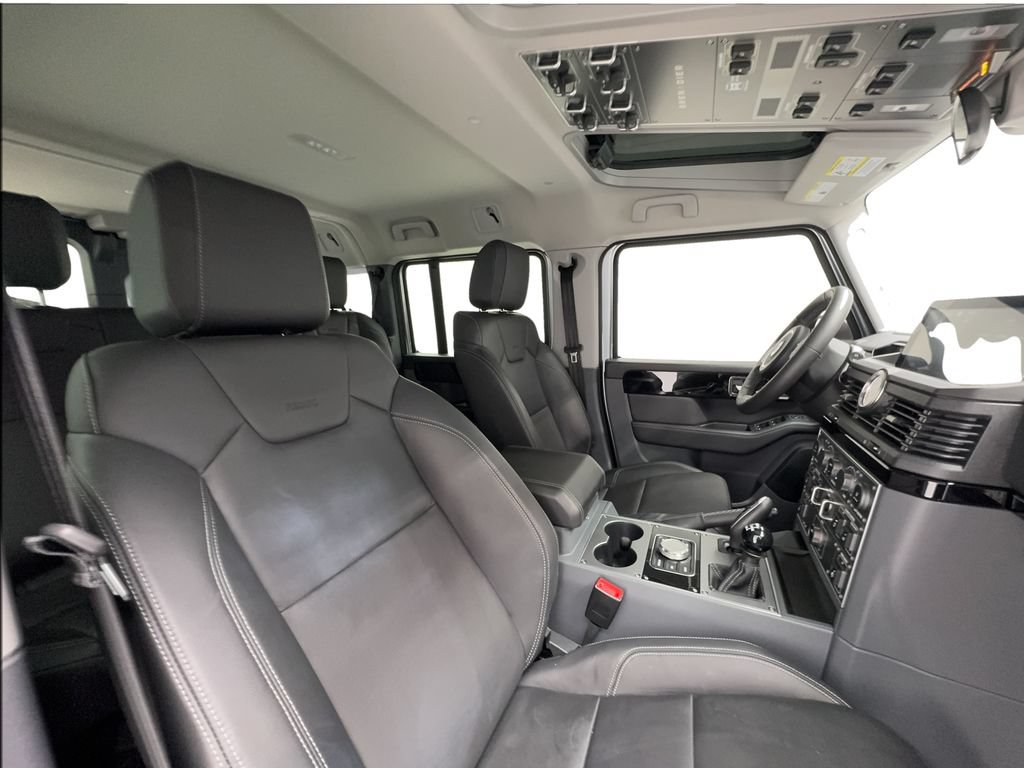 Used 2024 INEOS Grenadier Station Wagon AWD/4WD image 32