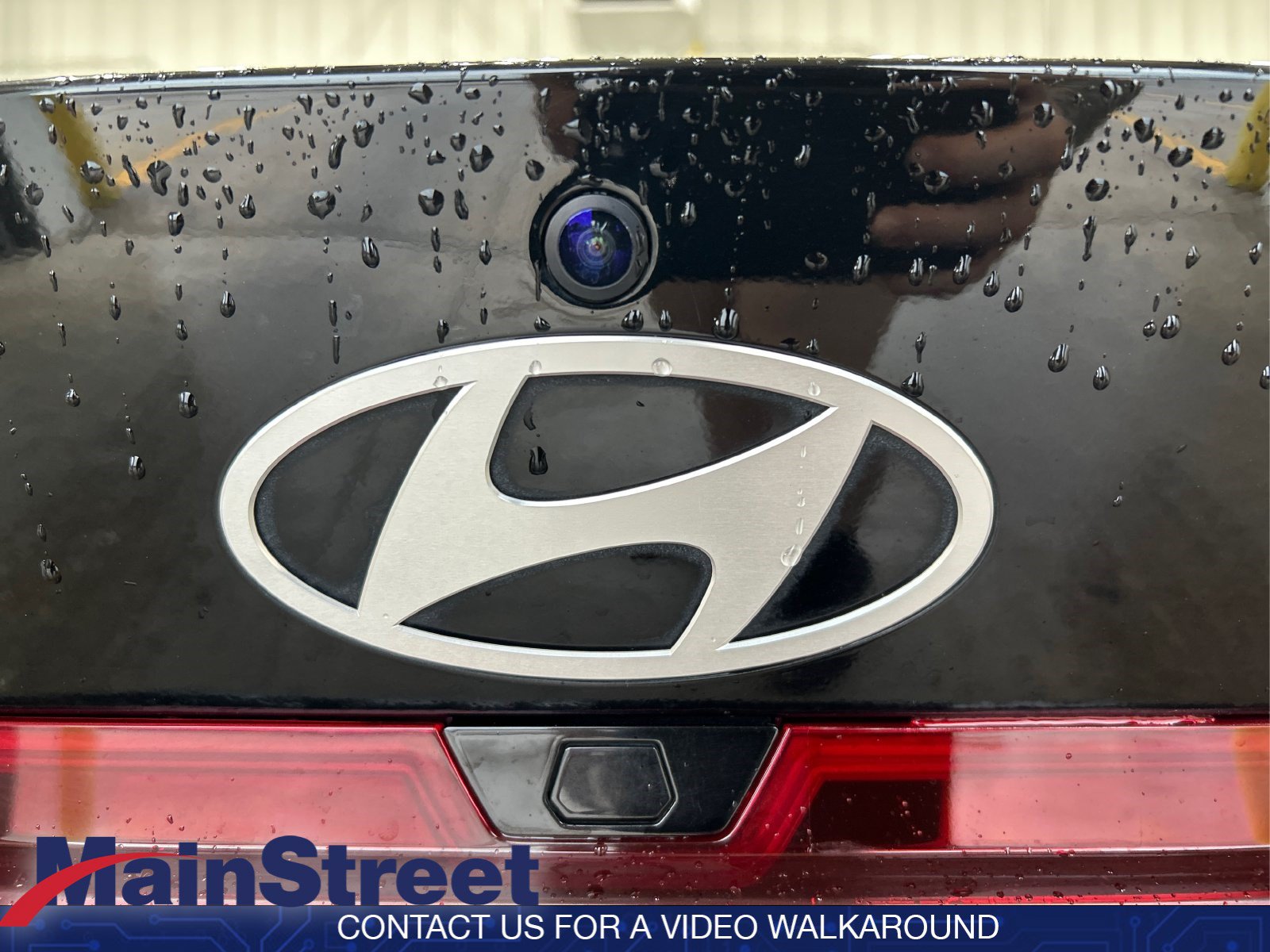 Used 2025 Hyundai Elantra SEL FWD image 23