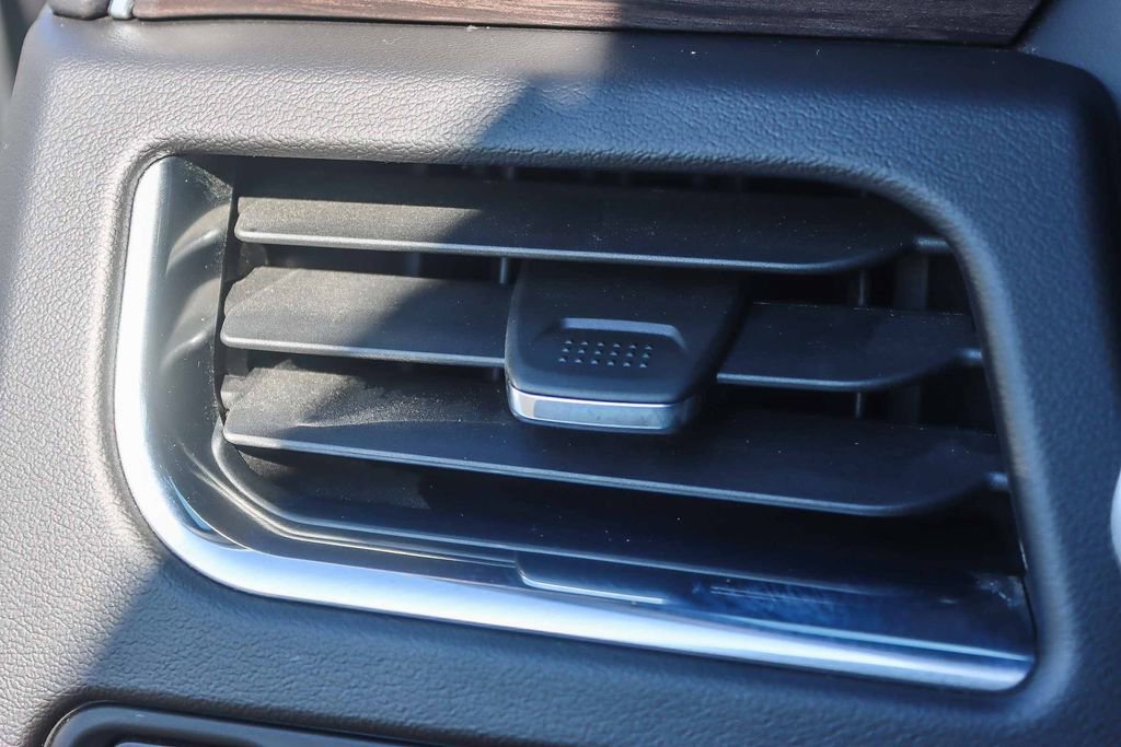 Certified 2022 Chevrolet Suburban LS image 47