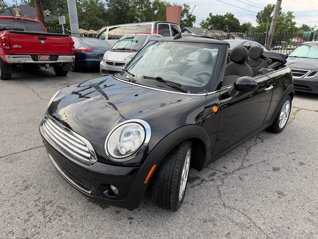 Used 2009 MINI Cooper Convertible FWD image 4
