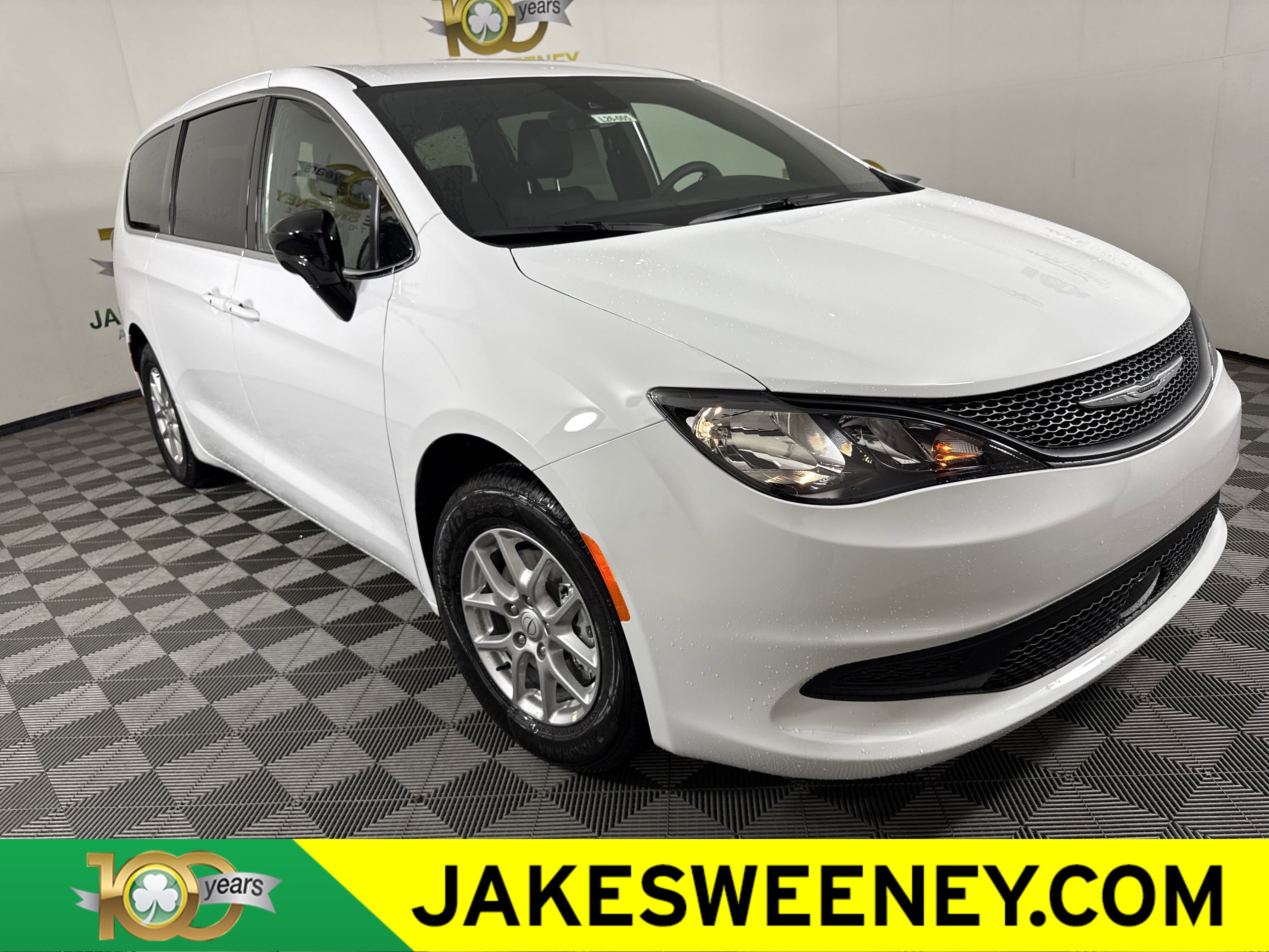 New 2026 Chrysler Voyager LX