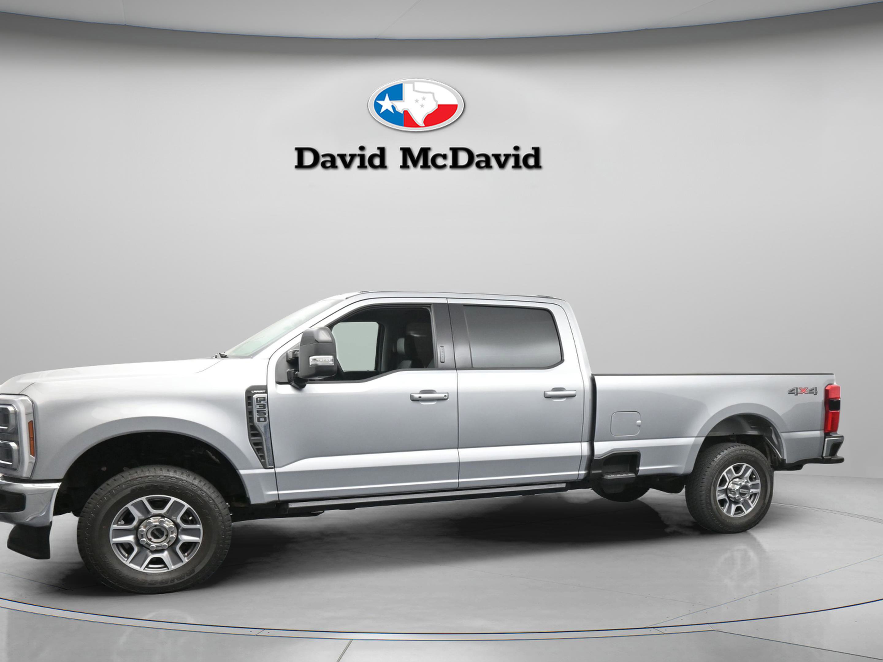 Used 2024 Ford F350 Lariat image 5