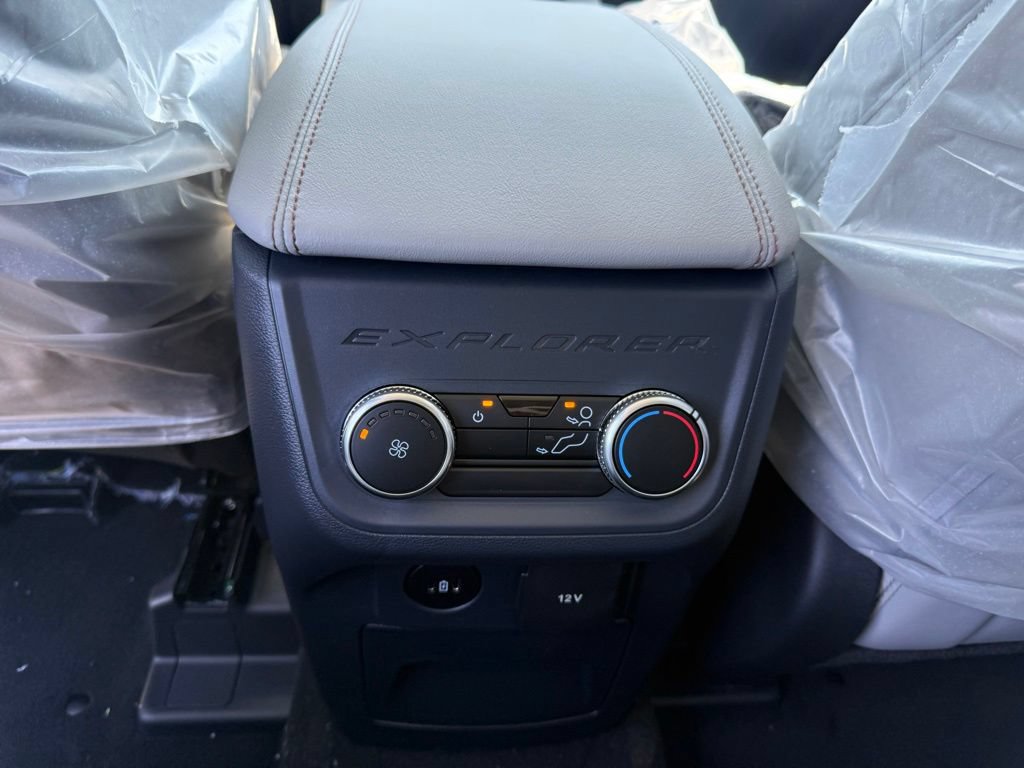 New 2026 Ford Explorer Active w/ Active Comfort Package AWD/4WD image 35