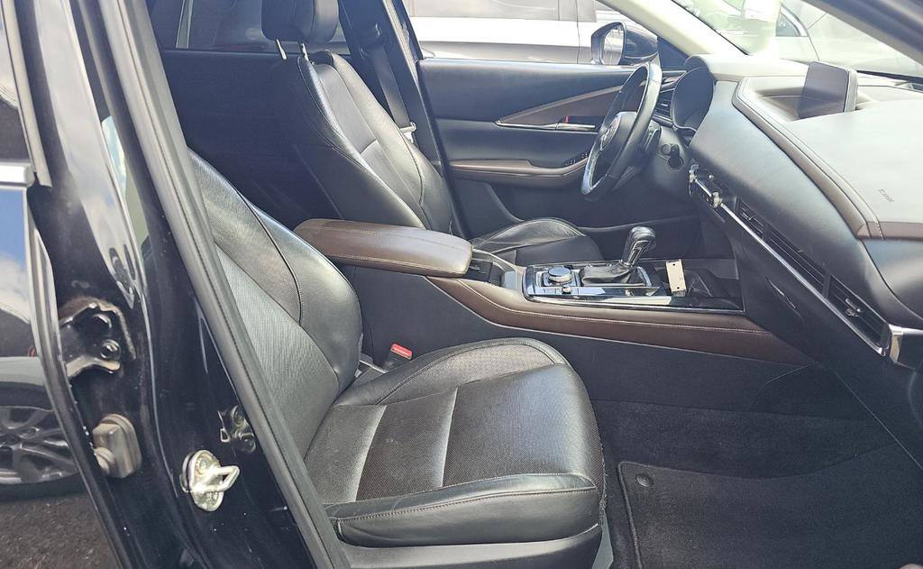 Used 2021 MAZDA CX-30 2.5 Turbo w/ Premium Plus Pkg image 30