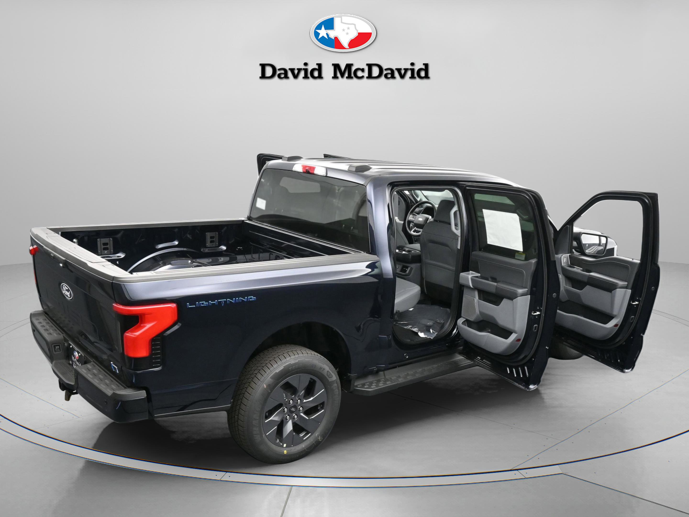 New 2025 Ford F150 Lightning Flash image 17