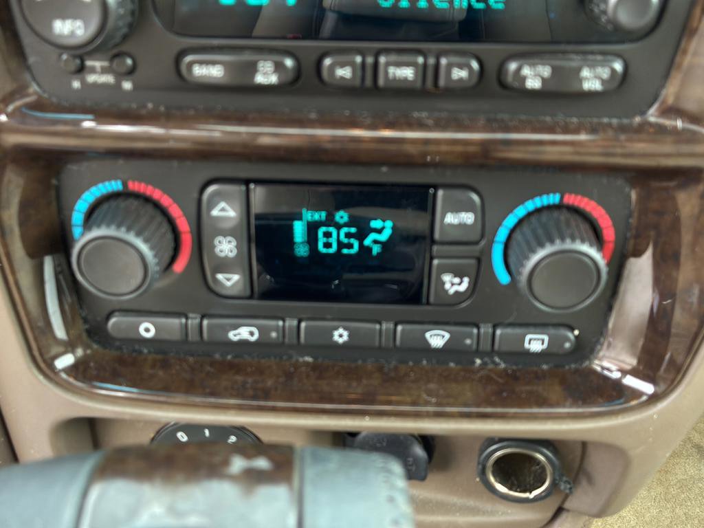 Used 2007 Buick Rainier CXL image 25