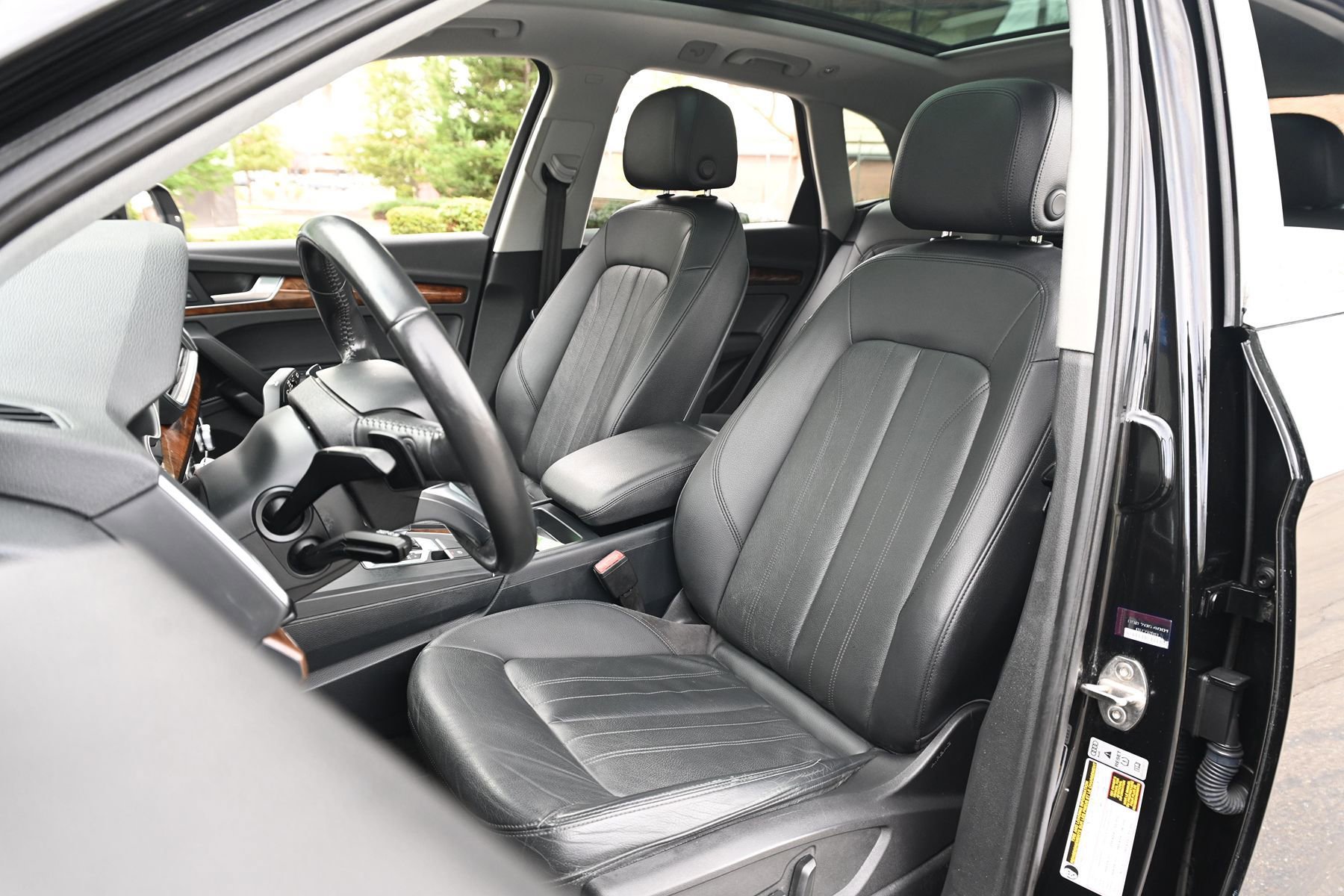 Used 2018 Audi Q5 2.0T Premium Plus w/ Premium Plus Package AWD/4WD image 21