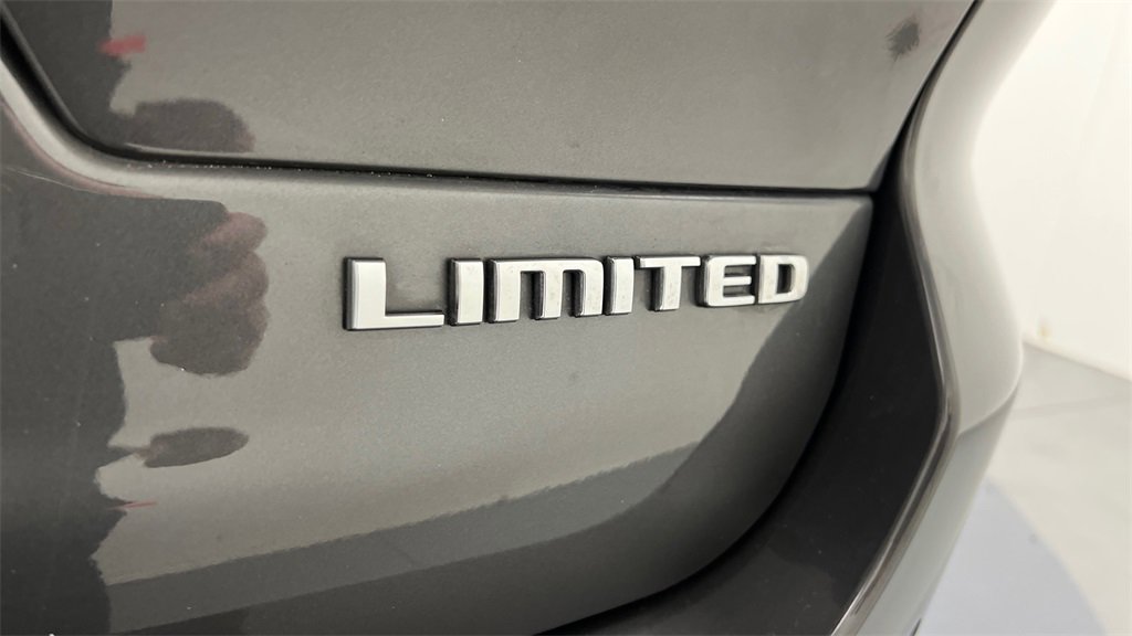 Used 2022 Jeep Grand Cherokee L Limited image 20