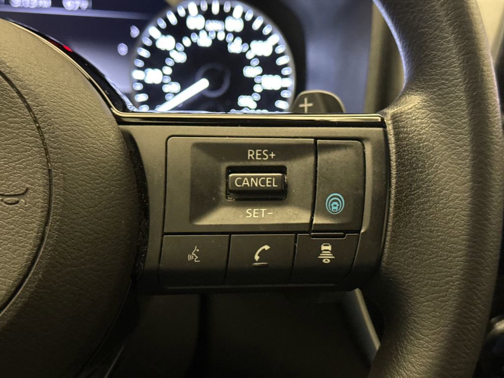 Used 2022 Nissan Rogue SV image 28