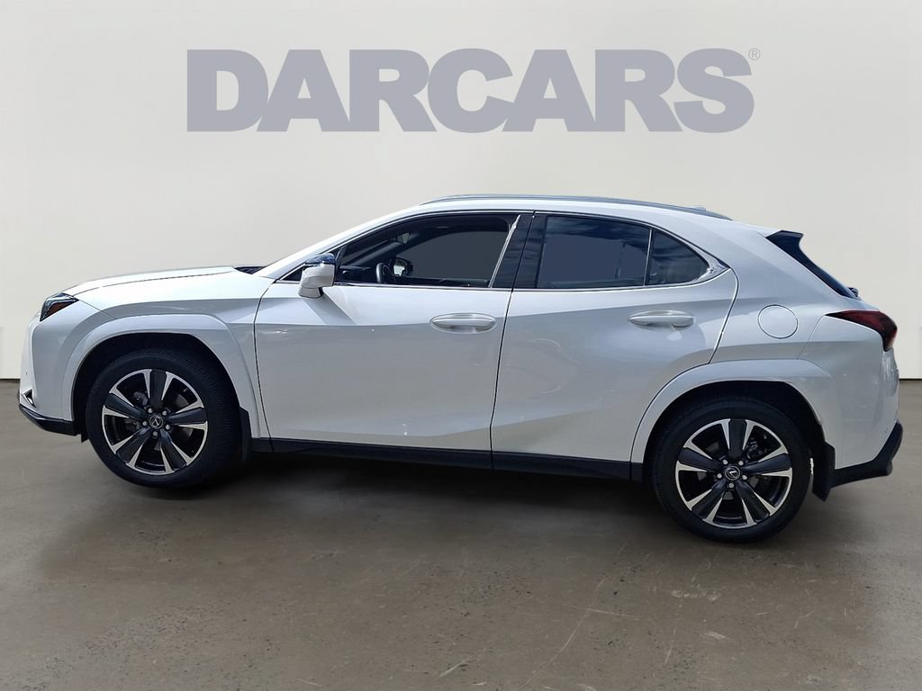 Used 2024 Lexus UX 250h AWD w/ Premium Package image 4